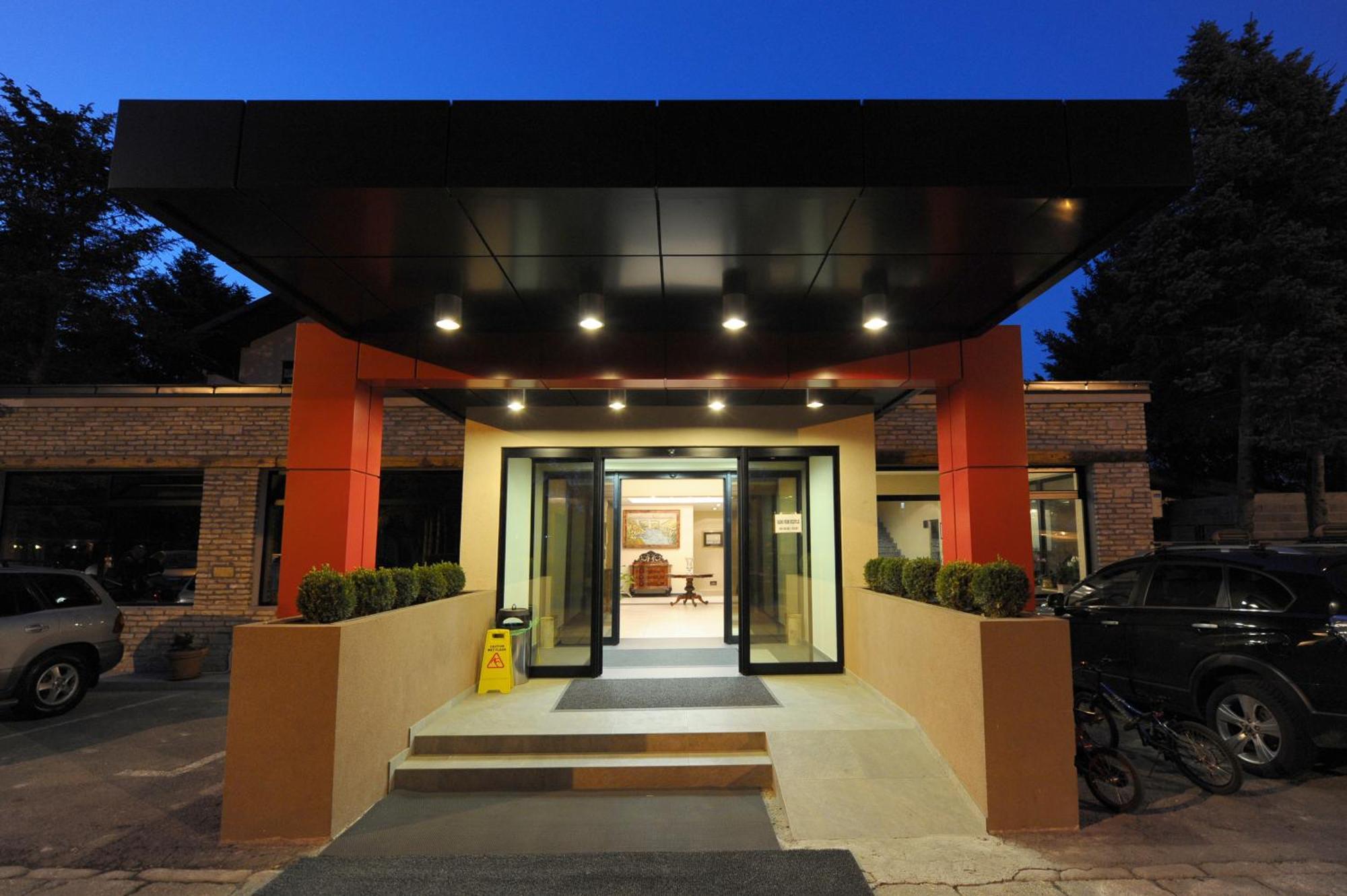 בלגרד Hotel 1000 Ruza מראה חיצוני תמונה