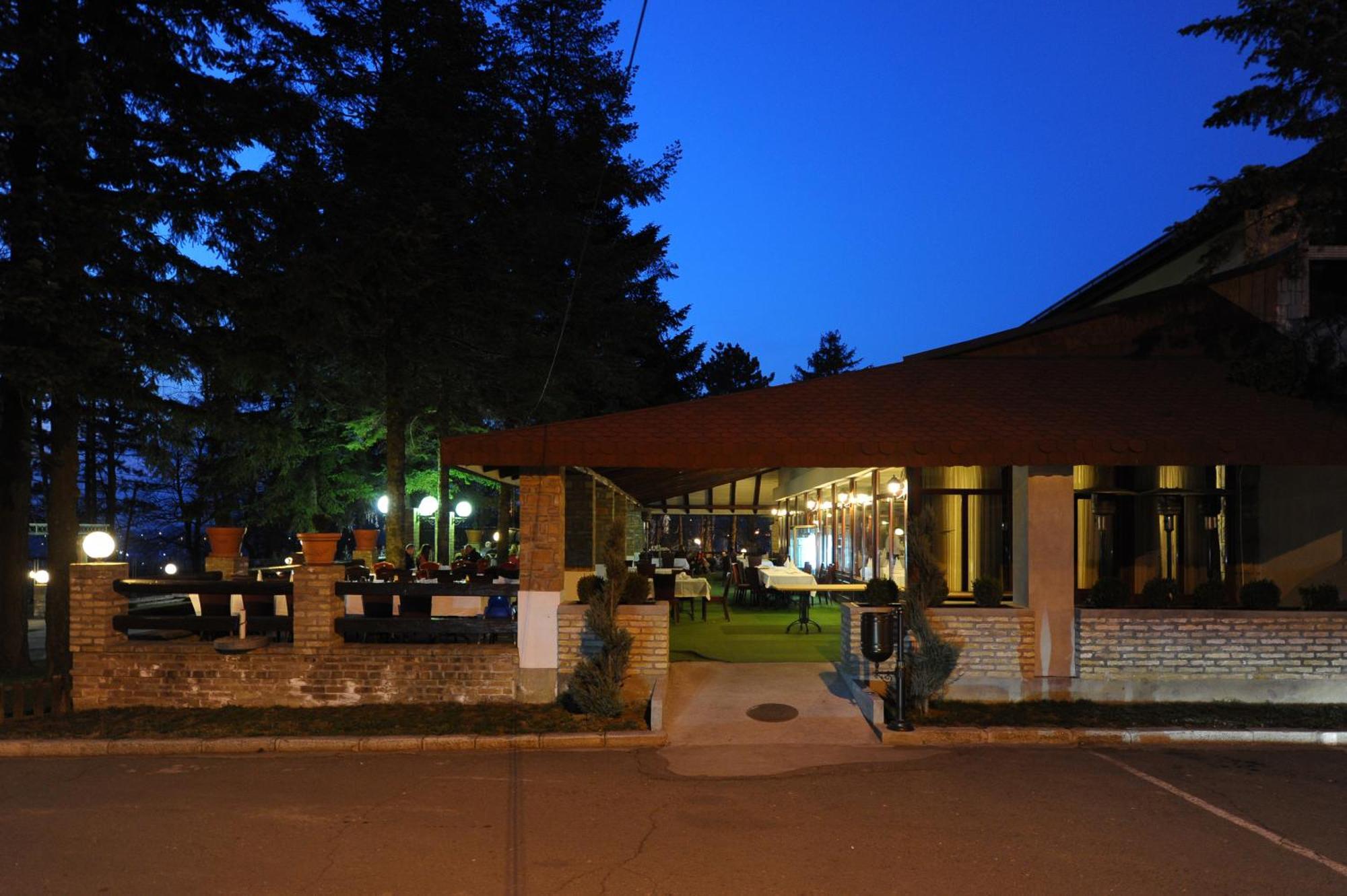 בלגרד Hotel 1000 Ruza מראה חיצוני תמונה