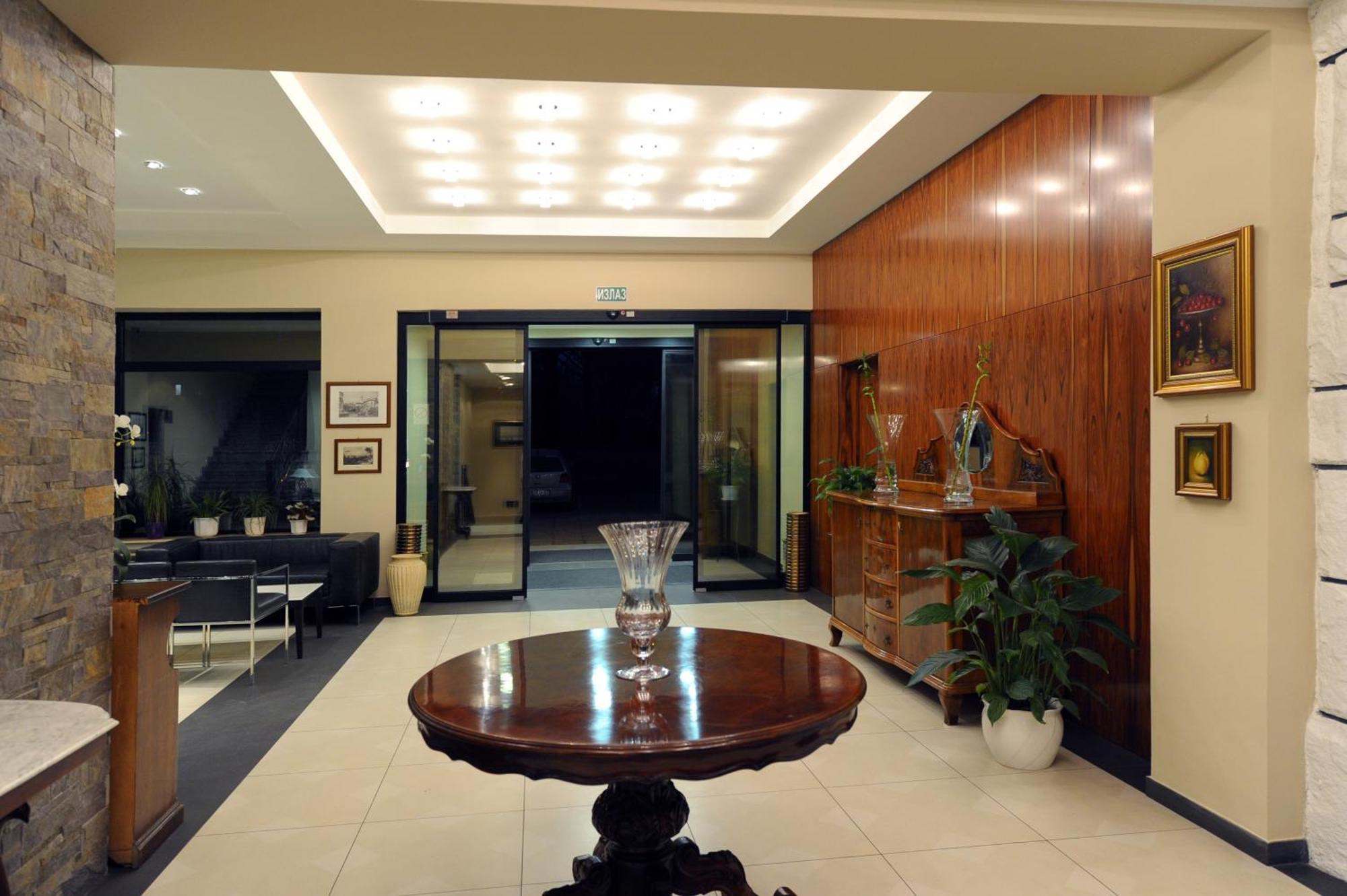 בלגרד Hotel 1000 Ruza מראה חיצוני תמונה