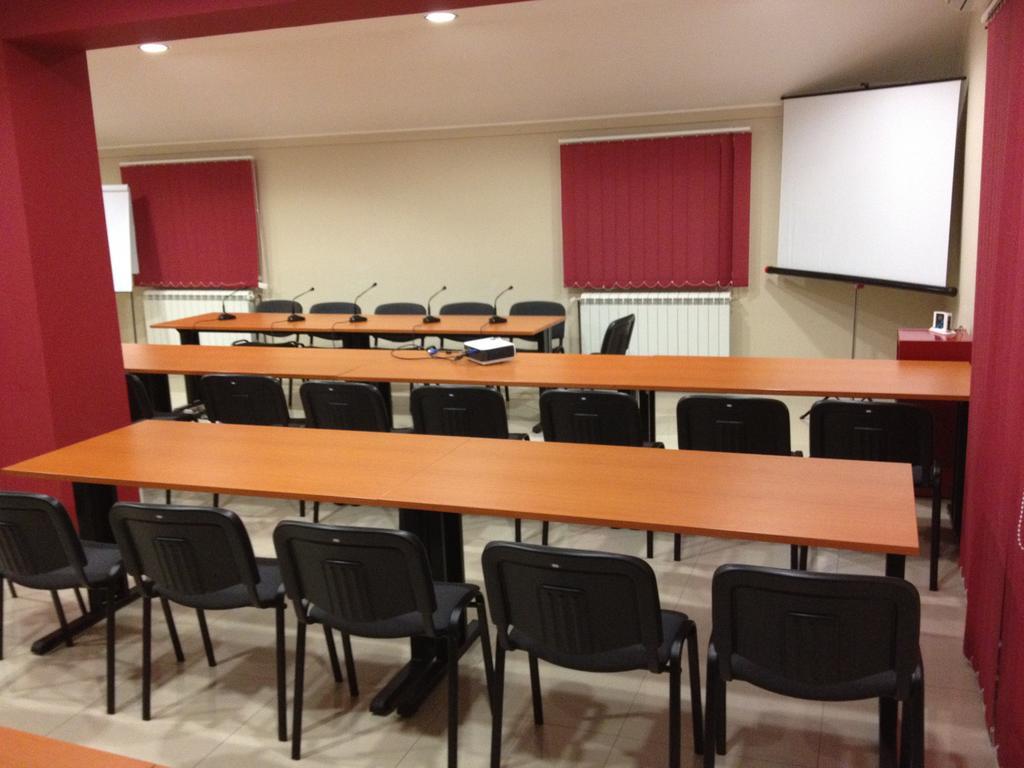 בלגרד Hotel 1000 Ruza מראה חיצוני תמונה